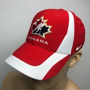 Nike Dri-Fit Team Canada Hat